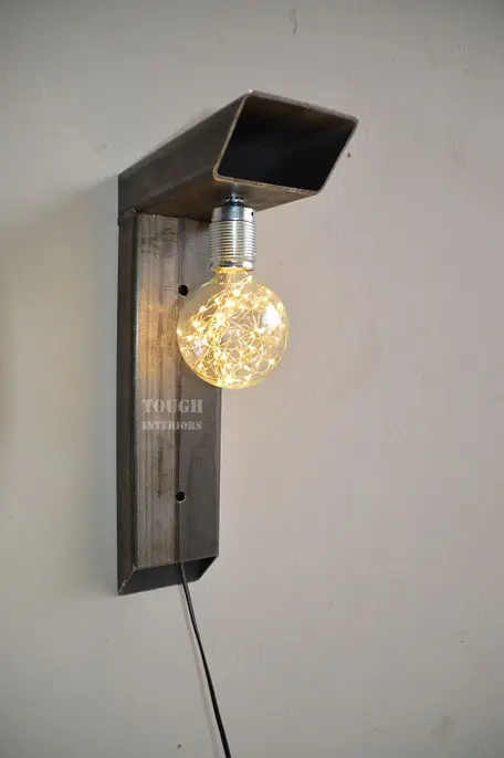 handegmaakte-ijzeren-lamp-Tough-Interiors-Rene-Braas