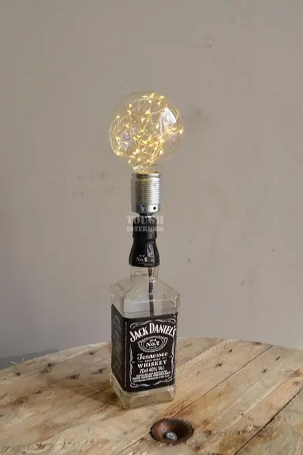 handegmaakte-ijzeren-lamp-Tough-Interiors-Rene-Braas