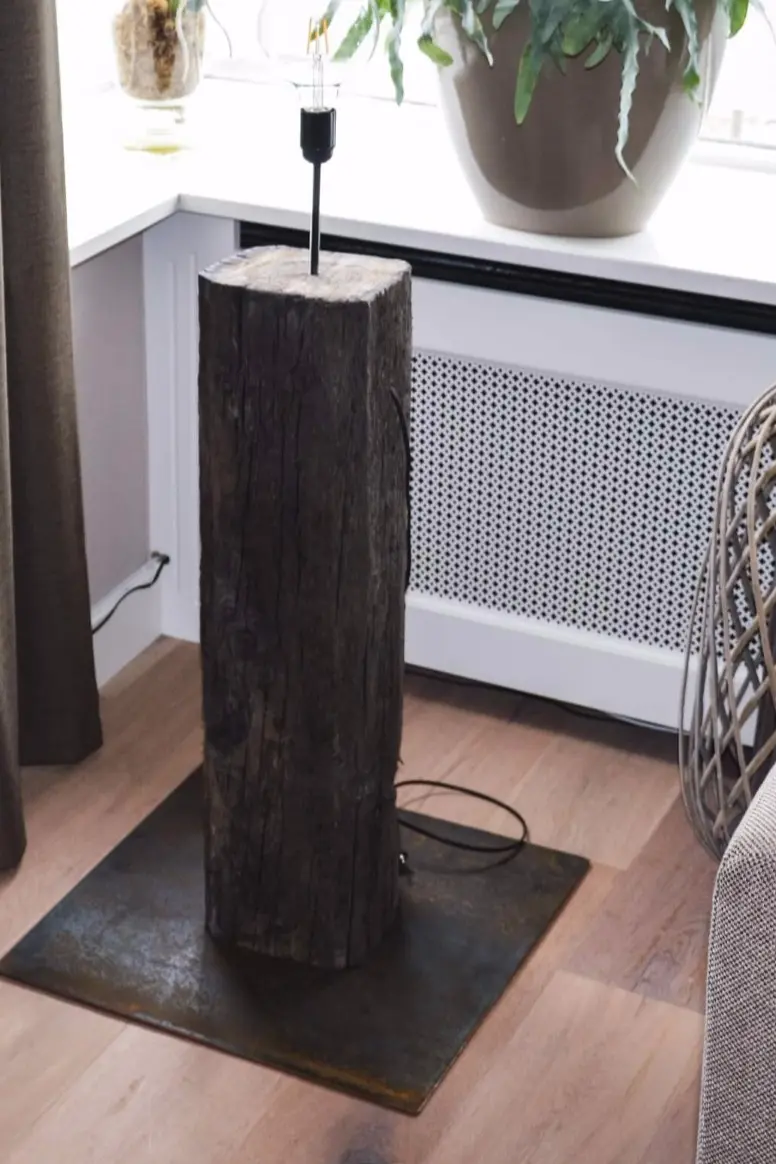 led-handegmaakte-ijzeren-lamp-Tough-Interiors-Rene-Braas